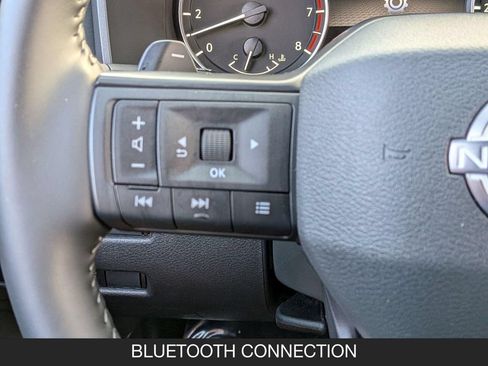 Certified 2026 Nissan Rogue SV FWD image 17