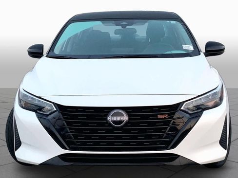 Used 2025 Nissan Sentra SR w/ Midnight Edition FWD image 4