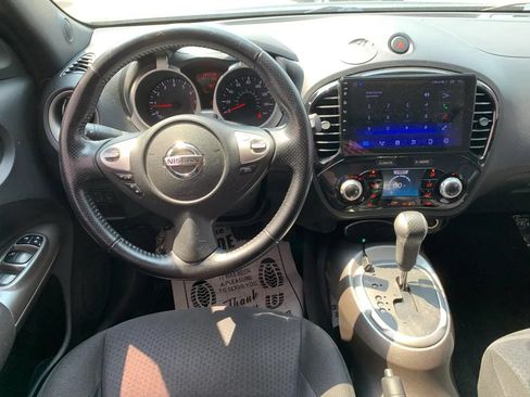 Used 2012 Nissan Juke SV FWD image 11