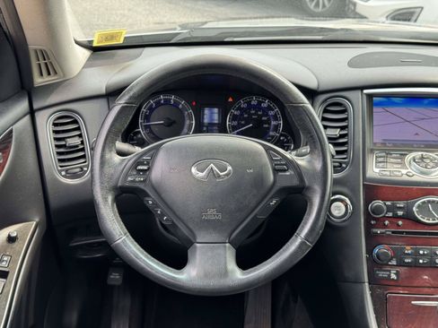 Used 2017 INFINITI QX50 AWD w/ Premium Plus Package image 11