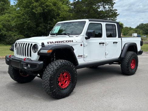 Used 2022 Jeep Gladiator Rubicon w/ LED Lighting Group AWD/4WD image 2