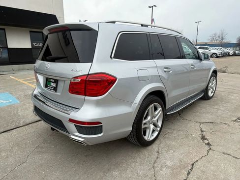 Used 2014 Mercedes-Benz GL 550 4MATIC image 15