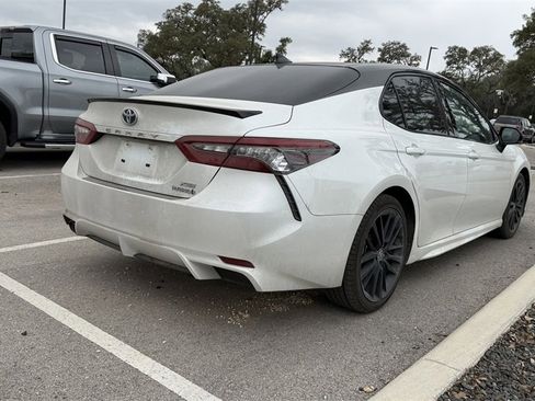 Used 2022 Toyota Camry XSE w/ Cold Weather Package image 6