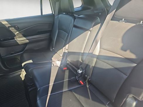 Used 2023 Honda Passport EX-L image 13