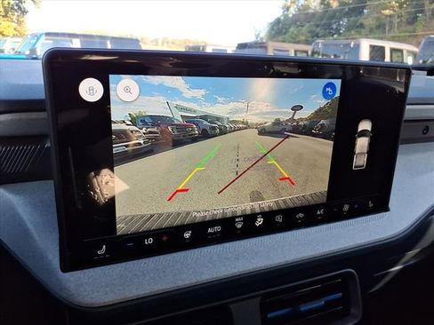 New 2025 Ford Maverick XLT w/ Equipment Group 301A image 22