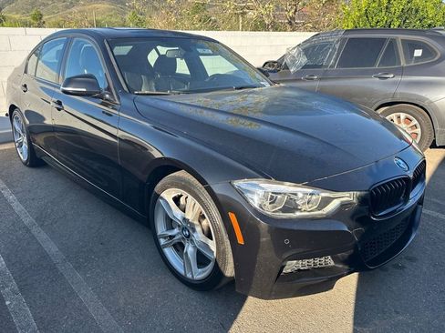 Used 2017 BMW 330i image 2