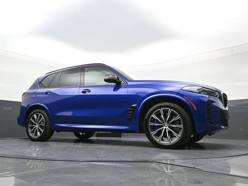 Used 2026 BMW X5 M60i AWD/4WD image 23