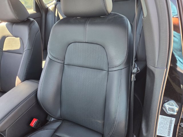 Used 2025 Honda Civic Sport image 15