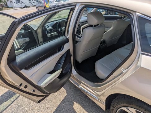 Used 2020 Honda Accord EX-L image 27