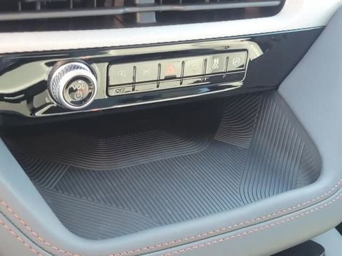 New 2025 Ford Explorer Active w/ Active Comfort Package image 33