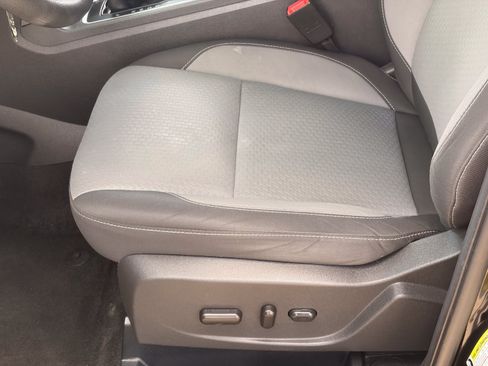 Used 2017 Ford Escape SE FWD image 19