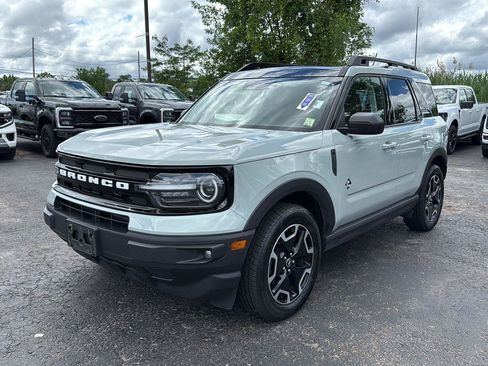 Used 2023 Ford Bronco Sport Outer Banks w/ Tech Package AWD/4WD image 18
