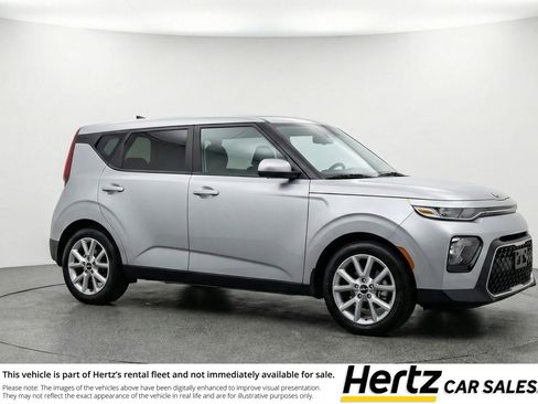 Used 2025 Kia Soul LX w/ LX Technology Package image 1