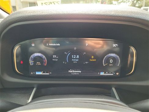 Used 2023 Jeep Wagoneer 4WD w/ Premium Group I image 29