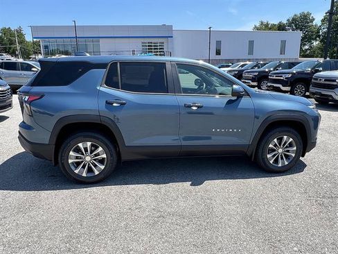 New 2027 Chevrolet Equinox LT w/ Convenience Package II AWD/4WD image 7