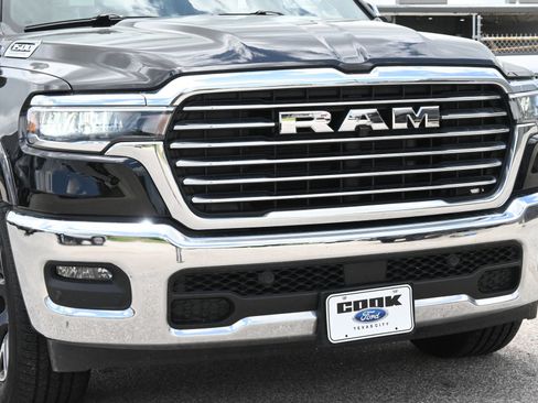Used 2026 RAM 1500 Laramie AWD/4WD image 24