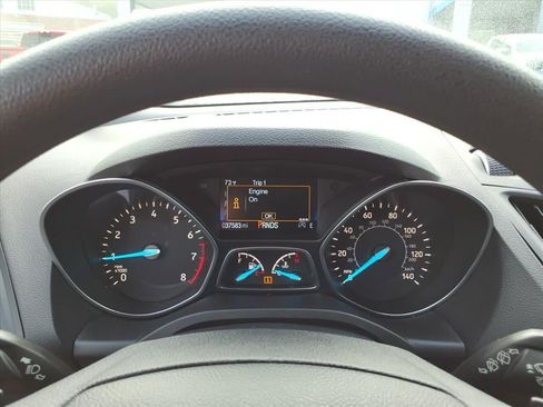 Used 2017 Ford Escape SE AWD/4WD image 16