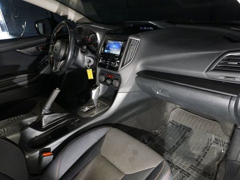 Used 2019 Subaru Crosstrek 2.0i Premium AWD/4WD image 17