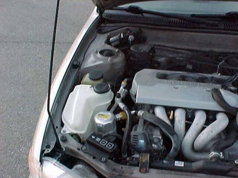 Used 1999 Chevrolet Prizm w/ Preferred Equipment Group 3 FWD image 30