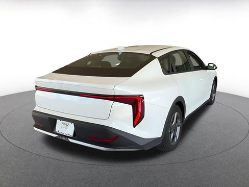 Used 2025 Kia K4 FWD image 14
