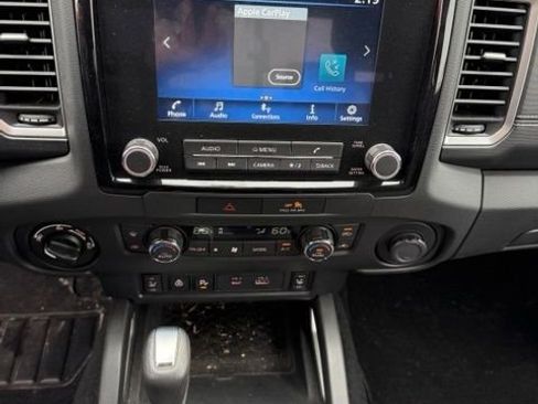 Used 2023 Nissan Frontier SV w/ SV Convenience Package AWD/4WD image 9