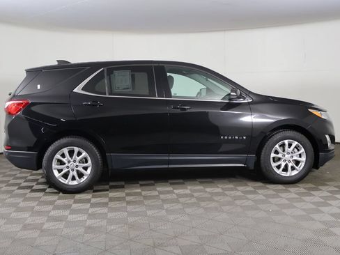 Used 2019 Chevrolet Equinox LT w/ LPO, Cargo Package FWD image 17