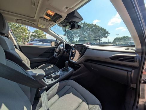Used 2025 Subaru Crosstrek 2.5i Premium AWD/4WD image 30