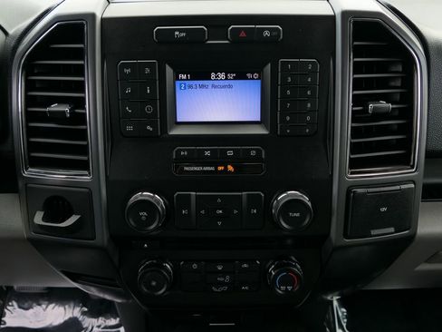 Used 2018 Ford F150 XLT image 21