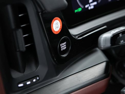 New 2026 Porsche Cayenne GTS image 20