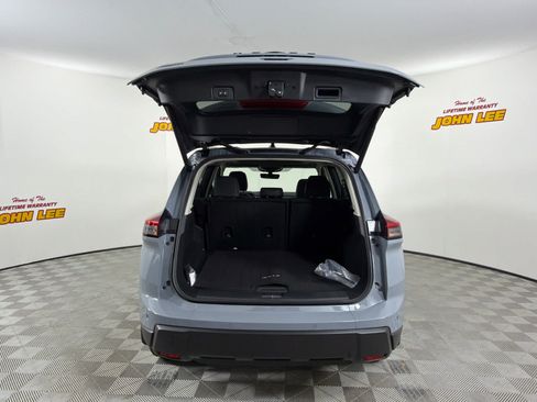 New 2026 Nissan Rogue Dark Armor FWD image 5