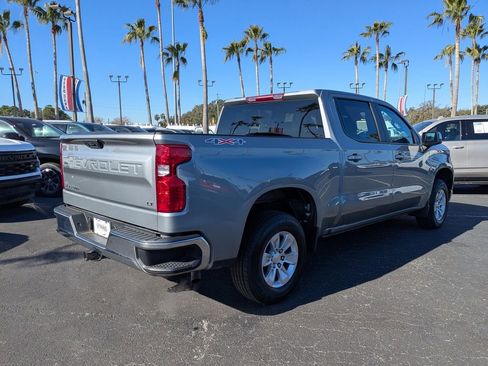 Used 2025 Chevrolet Silverado 1500 LT image 4