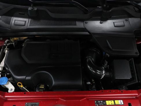 Used 2018 Land Rover Discovery Sport HSE image 25