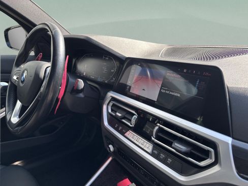 Used 2020 BMW 330i Sedan w/ Convenience Package image 22