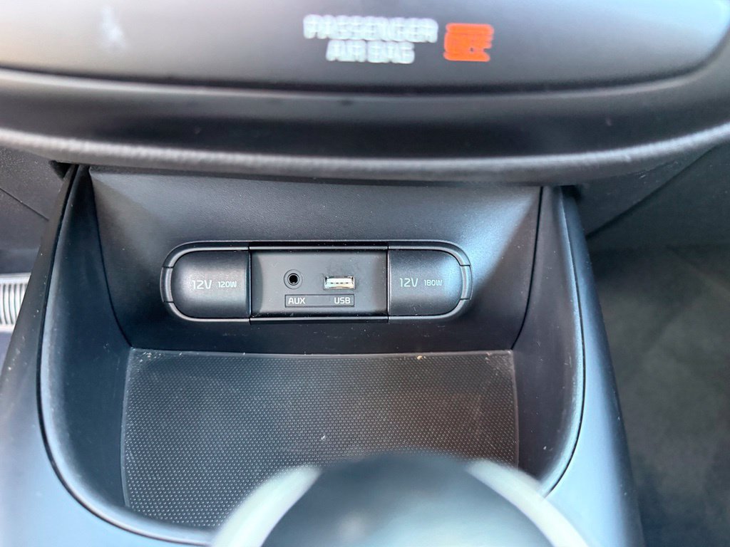 Used 2018 Kia Soul + FWD image 28