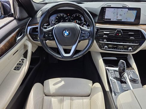 Used 2017 BMW 530i RWD image 15