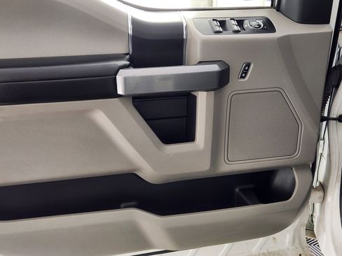 Certified 2018 Ford F150 XLT image 16