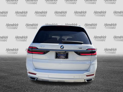 Used 2026 BMW X7 xDrive40i image 8