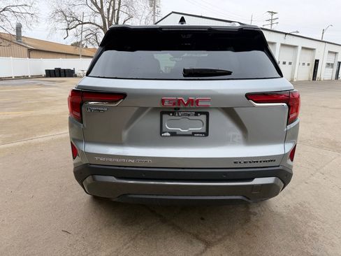 New 2026 GMC Terrain Elevation w/ Elevation Premium Package image 32