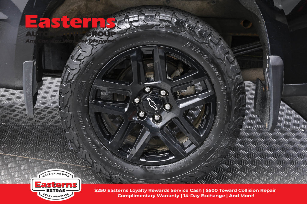 Used 2024 Chevrolet Silverado 1500 RST w/ Z71 Off-Road Package AWD/4WD image 9