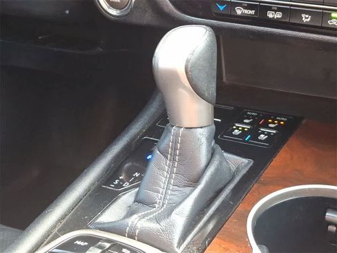 Used 2017 Lexus RX 350 AWD w/ Premium Package image 18