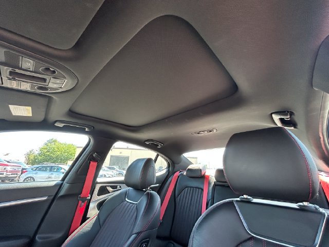 Used 2023 Genesis G70 2.0T w/ Sport Prestige Package AWD/4WD image 31