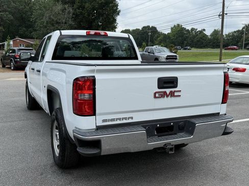 Used 2014 GMC Sierra 1500 SLT w/ SLT Preferred Package AWD/4WD image 5