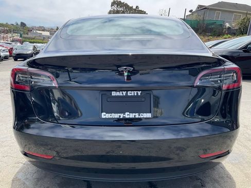 Used 2023 Tesla Model 3 Standard Range RWD image 4