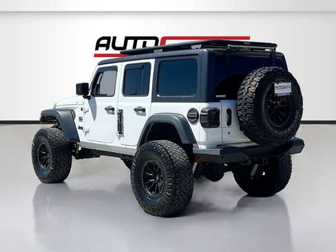 Used 2019 Jeep Wrangler Unlimited Sport S image 5