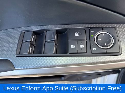 Used 2018 Lexus IS 350 image 13