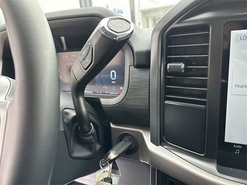 Used 2025 Ford F150 XLT w/ Equipment Group 301A Standard image 22