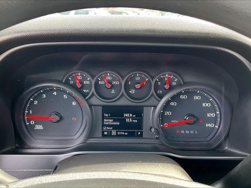 Used 2022 Chevrolet Silverado 2500 Custom w/ Custom Value Package AWD/4WD image 26