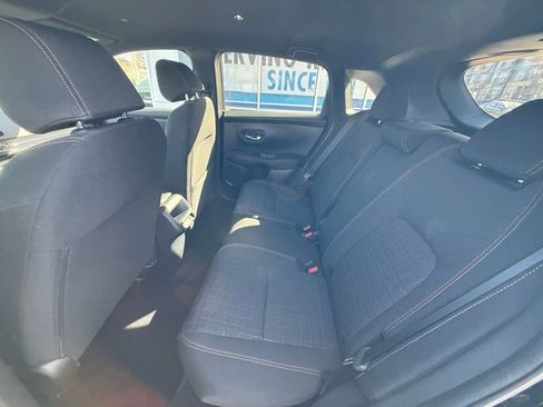 Used 2023 Honda HR-V Sport image 8