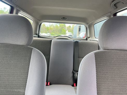 Used 2004 Ford Focus SE FWD image 10