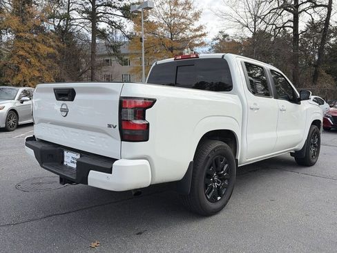 Certified 2024 Nissan Frontier SV w/ SV Convenience Package image 4